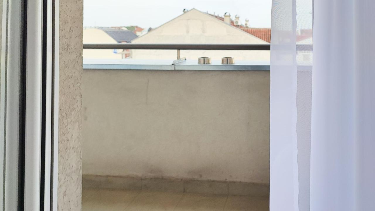 Filinhome Papa Suite 5 Novi Sad Buitenkant foto