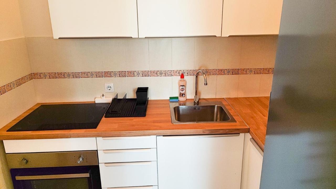 Filinhome Papa Suite 5 Novi Sad Buitenkant foto